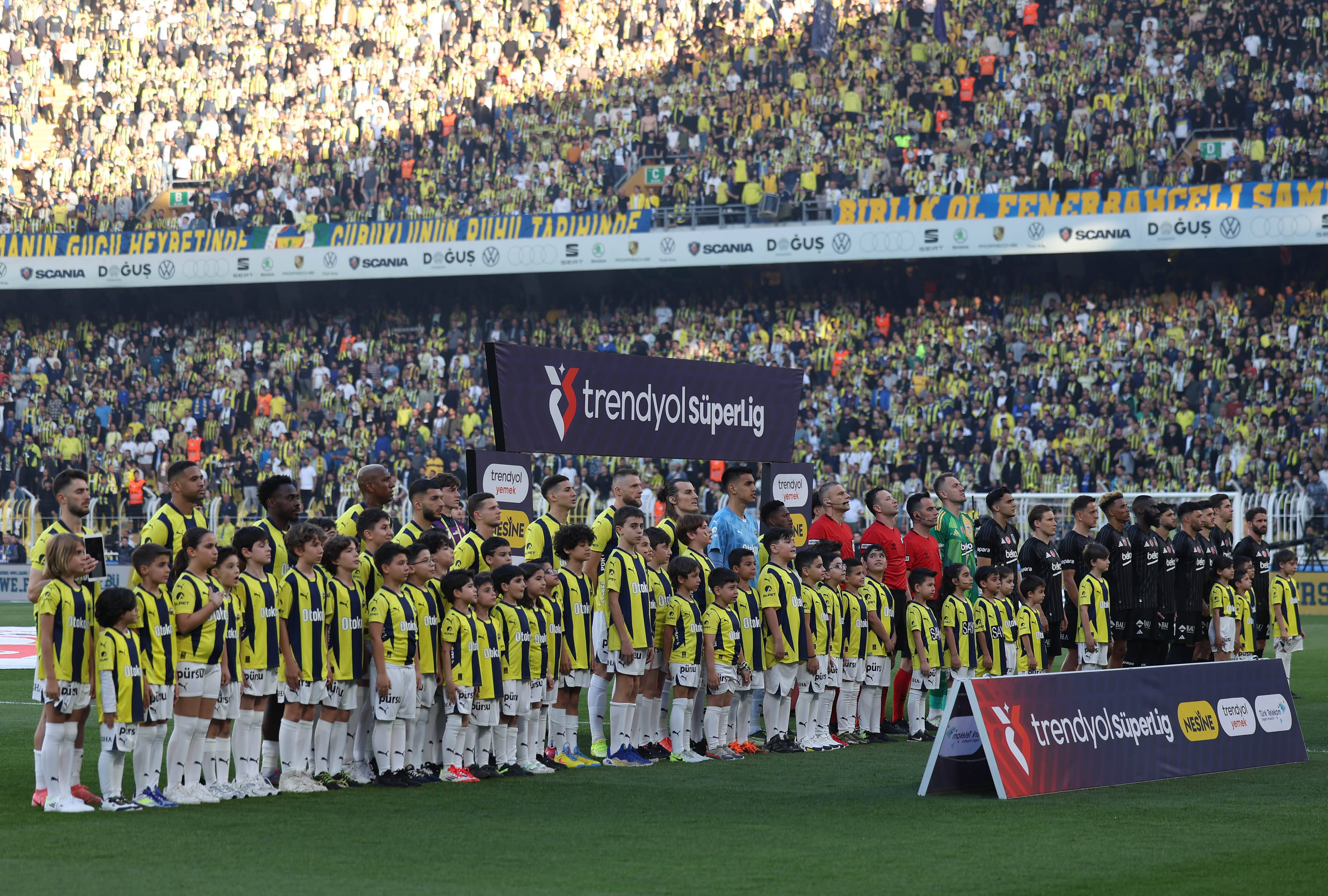 穆雷迎来十二赛季出色发挥,德国队观众热烈欢呼! 穆雷迎来十二赛季出色发挥,德国队观众热烈欢呼!